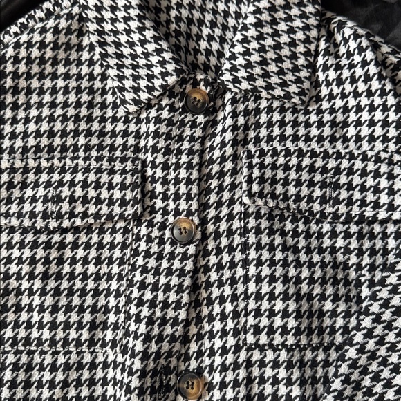 Black and White Houndstooth Coat - Picture 2 of 3